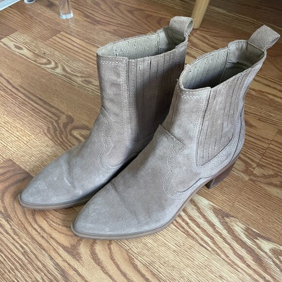 Dolce Vita Brylee H2O Ankle Boots - Picture 2 of 3